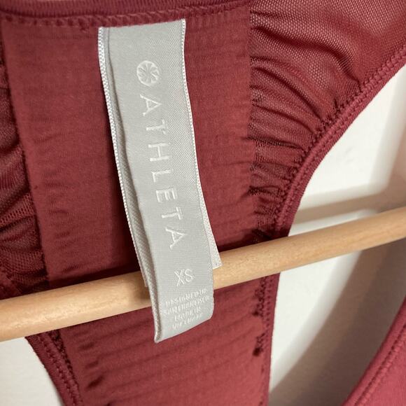 Athleta Bakasana Mesh Back Ruched Tank Size XS - Picture 8 of 10